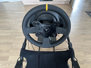 Playseat cahallenge + Thrustmaster TX RW LEATHER/ EDITION (5 foto / 6)