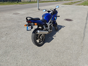 Suzuki SV650S (5 foto / 9)