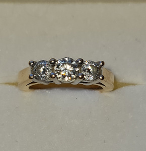 Кольцо с бриллиантами 11,1ct 585 - 7.7 гр