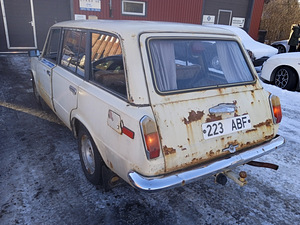 Ваз 2102 1974а (7 фото из 10)