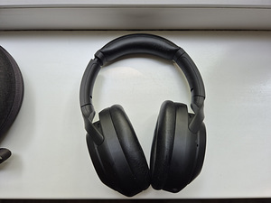 Sony WH-1000XM4 (1 foto / 8)