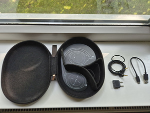 Sony WH-1000XM4 (5 foto / 8)