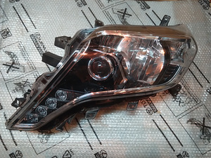 Land Cruiser 150 81130-60L90 81170-60L70 81185-60J20 (1 foto / 8)