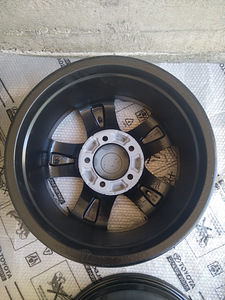 Литые диски Toyota Land Cruiser 100/200 R18 (3 фото из 4)