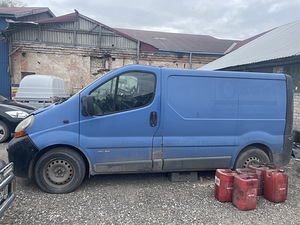 Renault Trafic (3 фото из 4)