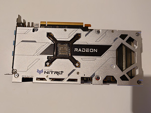 AMD Radeon RX 6600 XT (2 фото из 3)
