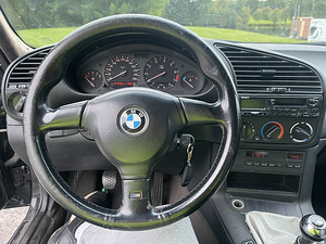BMW e36 320i M50B25 141kw 1991a (6 foto / 13)