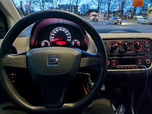 SEAT Mii 1.0 44kW (2 foto / 10)