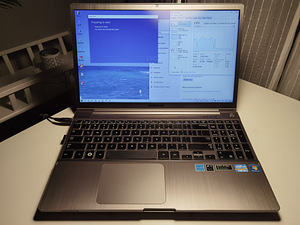 Sülearvuti Samsung 7 CHRONOS (10 foto / 10)