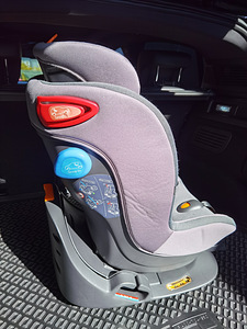 Turvatool Chicco 2Easy (2 foto / 4)