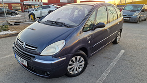 Citroen Picasso 1.6 Diisel (8 foto / 8)
