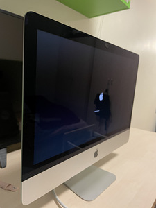 iMac 2017 21,5inch (1 foto / 2)