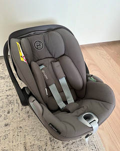 Cybex cloud T i-size Mirage Grey (1 foto / 4)