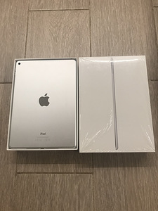iPad Air 2 Wi-Fi hõbedane (2 foto / 4)