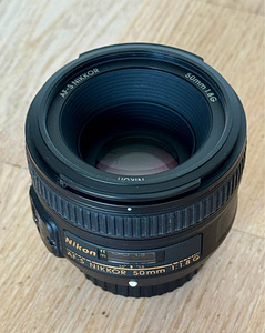Nikon AF-S Nikkor 50mm f/1.8G objektiiv (3 foto / 3)