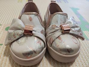 Ted Baker обувь для девочки. (3 фото из 4)