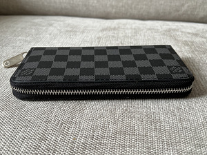 Louis Vuitton rahakott (2 foto / 3)