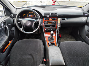 Mercedes Benz w203 2.1cdi 85kw (12 foto / 12)