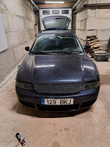 Audi A4 Avant 1.9d 81kw (5 foto / 10)