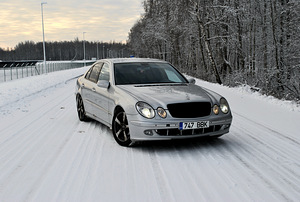 Mercedes-Benz E 270 CDI Avantgarde (1 foto / 6)