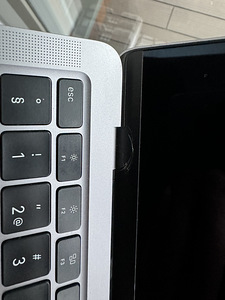 Macbook Air 13 Early 2020 (3 foto / 3)