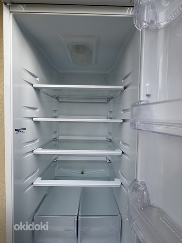 Холодильник встроенный SMEG CR330AP (фото #4)