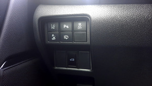 Honda CR-V Hybrid (13 foto / 15)