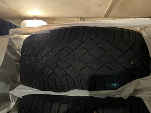 Continental 215/60 r16 (1 фото из 7)