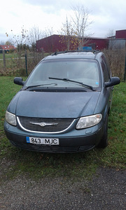 Chrysler Grand Voyager (2 фото из 3)