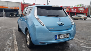 Nissan Leaf 2014 (2 фото из 4)