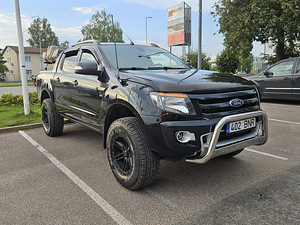 Ford Ranger Wildtrak 4WD AT (2 foto / 8)