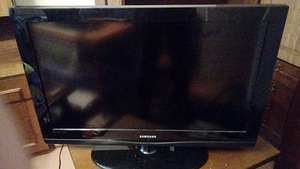 Samsung LE32C350D1W teler (2 foto / 6)