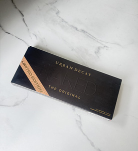 Urban Decay Naked (1 фото из 3)