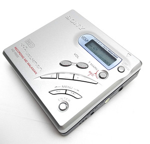 SONY Walkman MZ R500 MD player