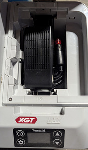 Külmik Makita cw001gz 18V/40V (6 foto / 9)
