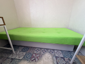 Voodi (1 foto / 2)