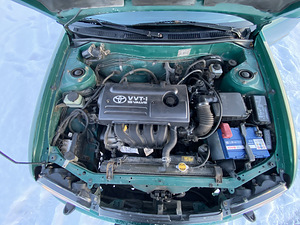 Toyota Corolla 1.6 81kW (11 foto / 13)