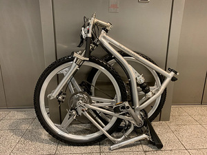 Mercedes Benz MTB Mountain (6 foto / 7)