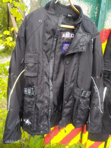 Мотоциклетная куртка и штаны размера М (фото #2)