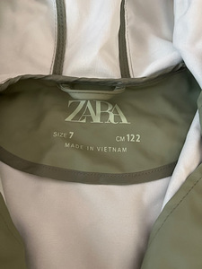 Zara vihmajakk (1 foto / 2)