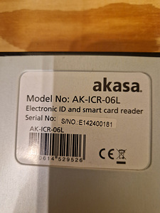 Считыватель ID-карт (2 фото из 2)