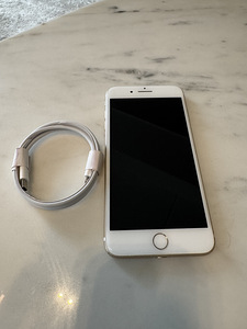 iPhone 7 plus gold 128gb (3 foto / 5)