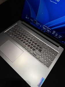 Lenovo IdeaPad Slim 3 16ABR8 2023 (3 foto / 3)