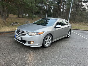 Honda Accord Type S (2 foto / 13)