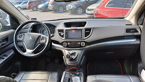 Honda CR-V 2017 (3 foto / 4)
