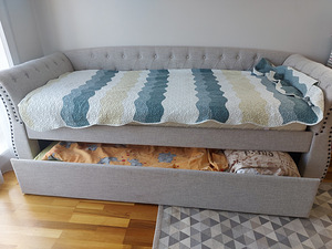 Кровать Comfy 2x 90x200 Stone (с матрасом) (3 фото из 3)