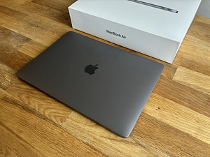 M: Apple MacBook Air M1 13.3" 8GB,256GB / 2023a./ iDeal (3 foto / 7)