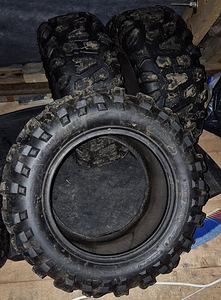 Müüa Atv Rehvid Cst Abuzz 26x9x14 , 26x11x14 (2 foto / 5)