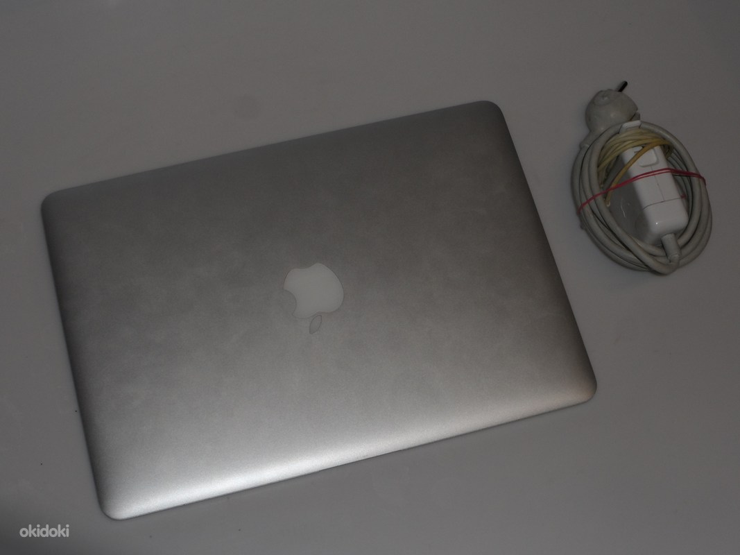 Apple Macbook Air 13 A1466 Mid 2015 (фото #5)