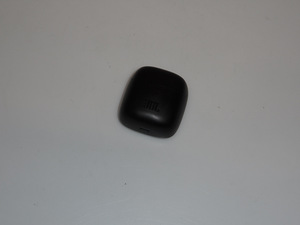 JBL Tune 220 TWS (5 foto / 5)